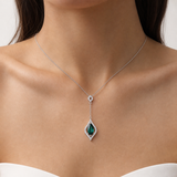 Collier Palatine — Moissanite & émeraude de laboratoire