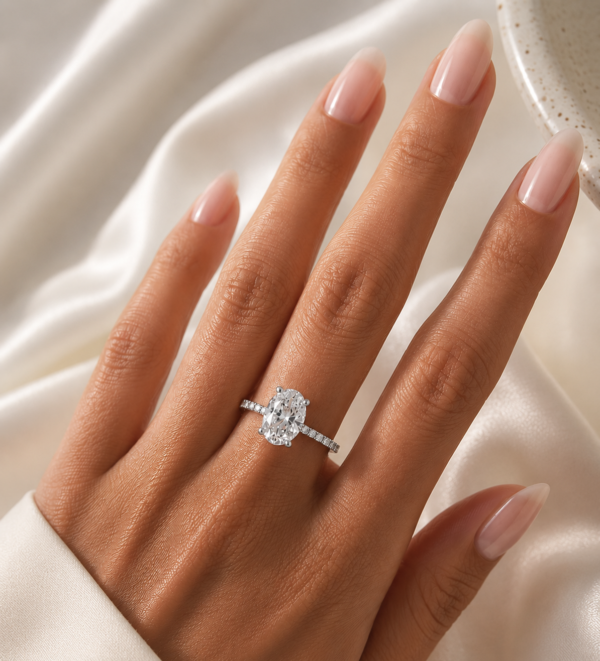 Éléonore Ring — Oval Moissanite
