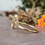 Séraphine Ring — 4-carat Oval Moissanite