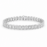 Bracelet tennis serti clos taille émeraude