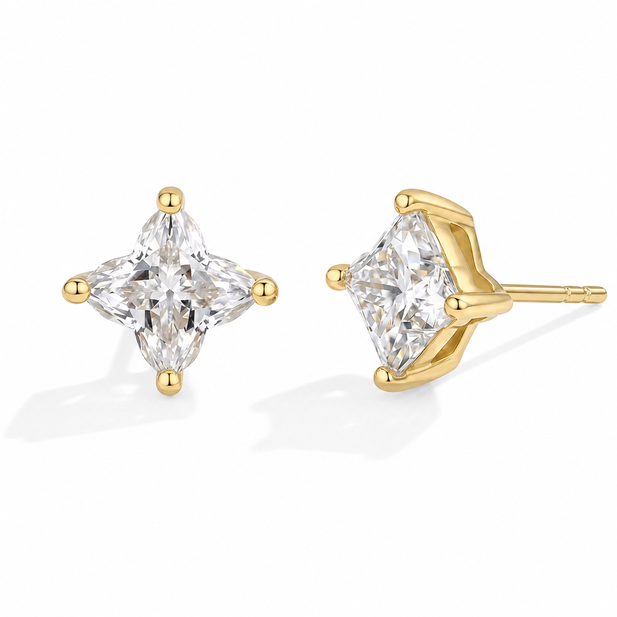 Clous d'oreilles étoile moissanite plaqué or